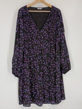 Penningtons Pleated V Neck Floral Mini Dress